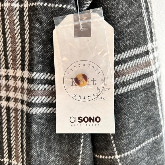 New Ci Sono Gray and White Plaid Button-Up Shirt Size Small Women’s - Picture 4 of 5
